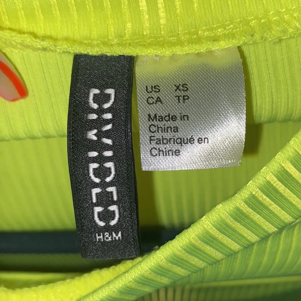 Neon Top - Picture 3 of 4